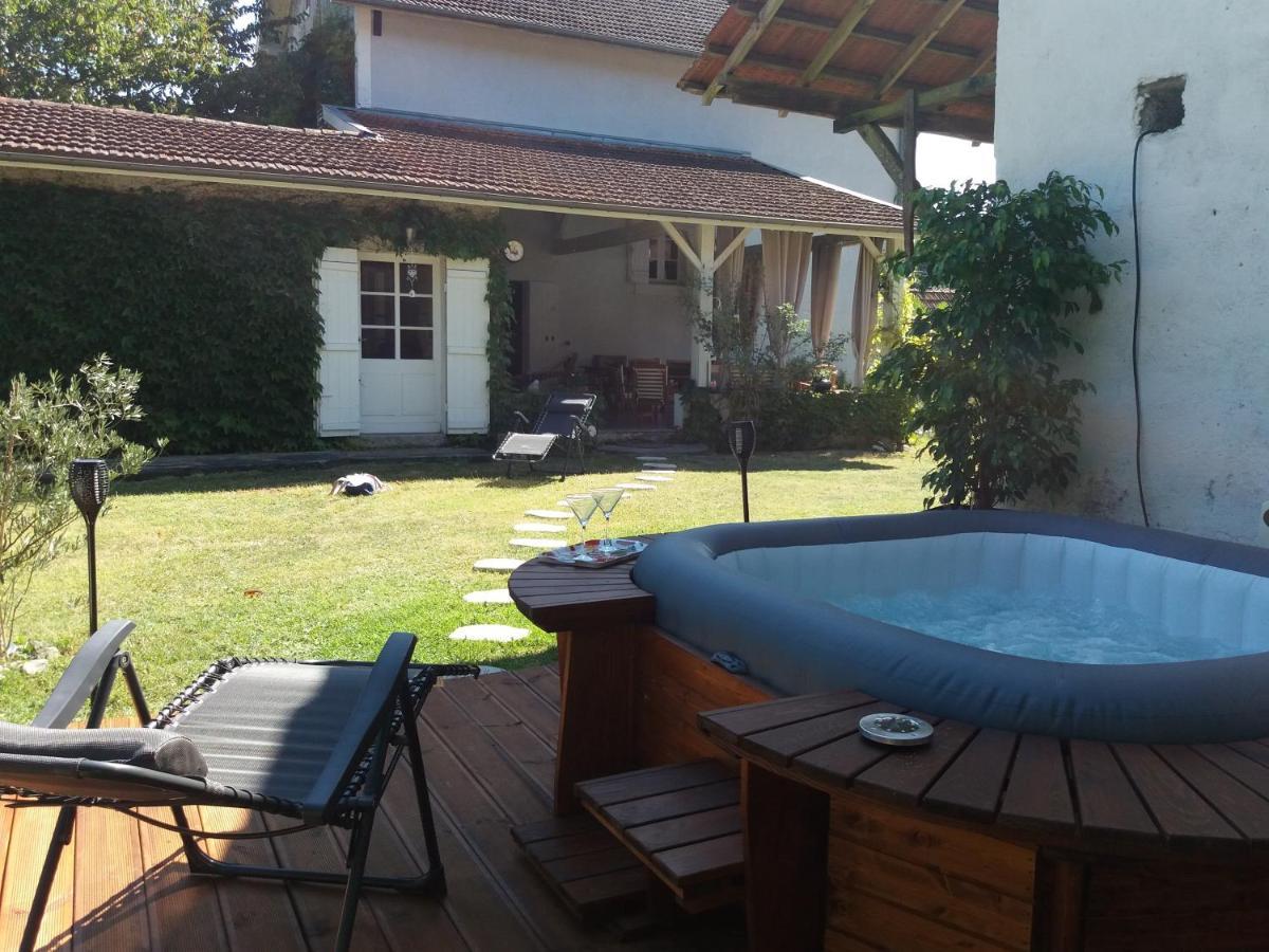 Bed and Breakfast Les Eygletieres Bourriot-Bergonce Екстер'єр фото