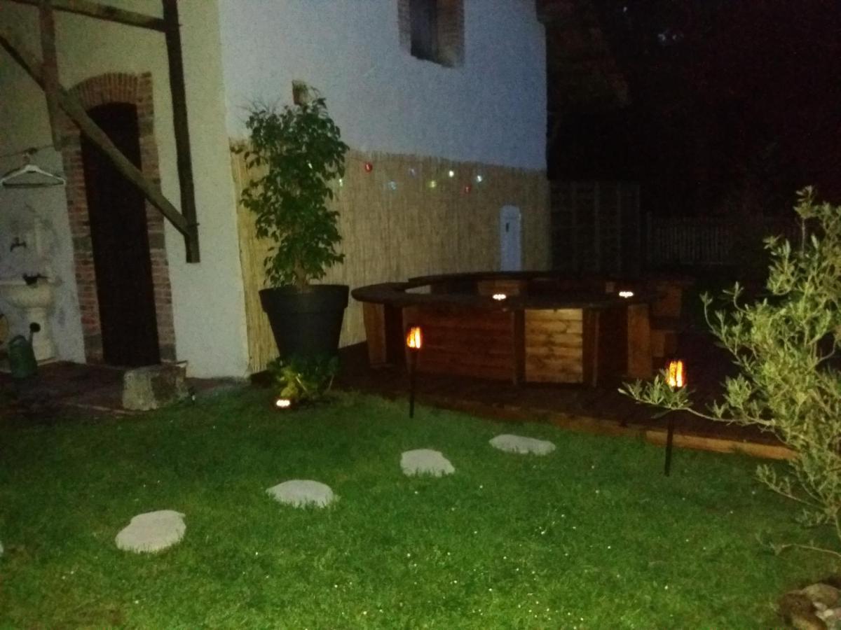 Bed and Breakfast Les Eygletieres Bourriot-Bergonce Екстер'єр фото